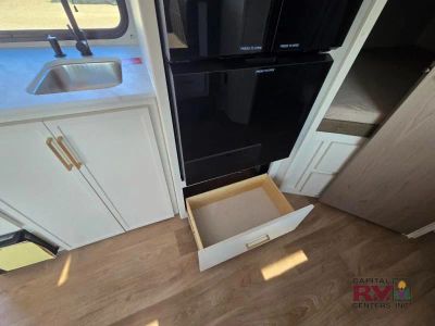 2027 Grand Design Transcend One — photo 35 view