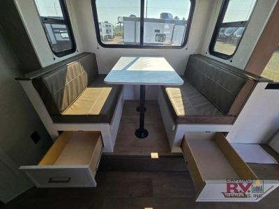 2027 Grand Design Transcend One — photo 19 view