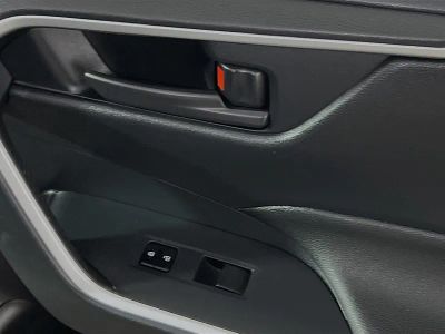 2023 Toyota RAV4 Hybrid — photo 29 view