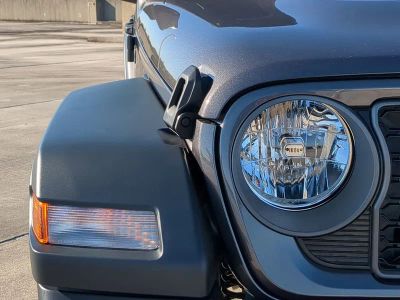 2026 Jeep Wrangler — photo 10 view