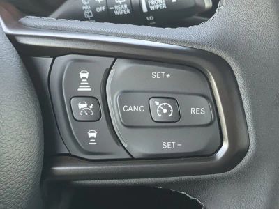 2026 Jeep Wrangler — photo 28 view