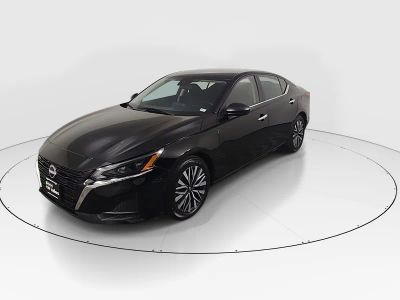 2024 Nissan Altima - Photo 3