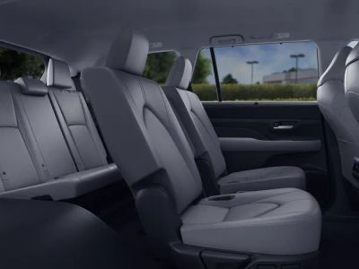 2026 Toyota Grand Highlander - Photo 2