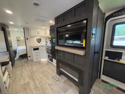 2026 Venture RV Sienna — photo 16 view