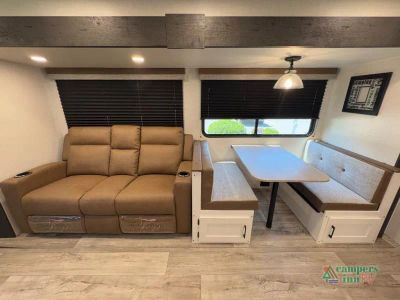 2026 Venture RV Sienna — photo 13 view