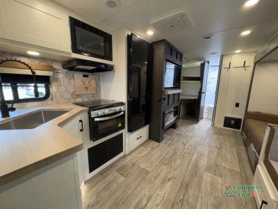 2026 Venture RV Sienna — photo 10 view