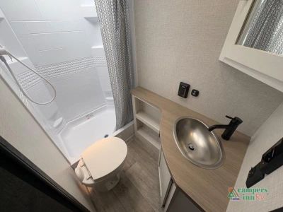 2026 Venture RV Sienna — photo 37 view