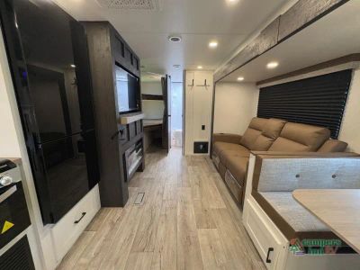 2026 Venture RV Sienna — photo 11 view