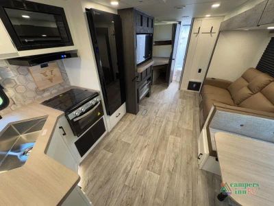 2026 Venture RV Sienna — side profile view