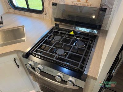2026 Venture RV Sienna — photo 21 view