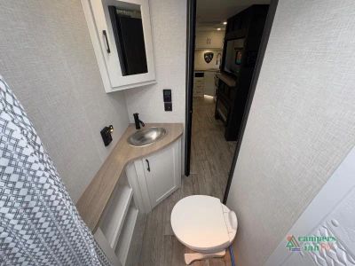 2026 Venture RV Sienna — photo 38 view