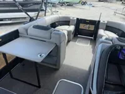 2026 Barletta Lusso L23UC - Photo 19