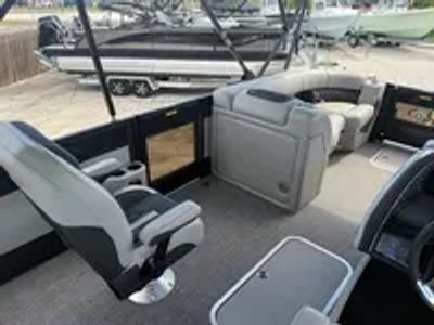 2026 Barletta Lusso L23UC - Photo 17