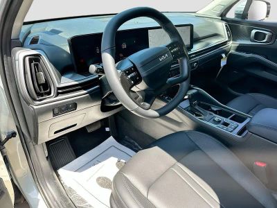 2026 Kia Sorento — photo 9 view