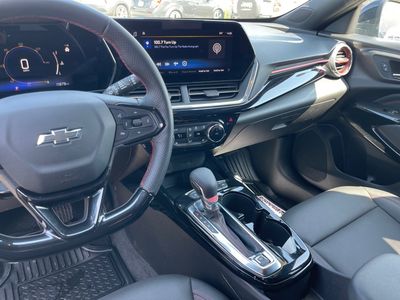 2024 Chevrolet Trax - Photo 8