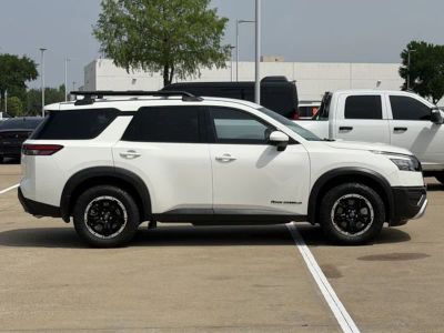 2025 Nissan Pathfinder - Photo 3