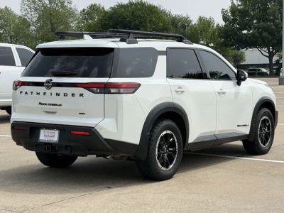 2025 Nissan Pathfinder - Photo 4