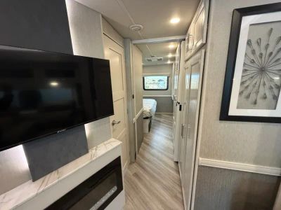 2023 Holiday Rambler INVICTA - Photo 12