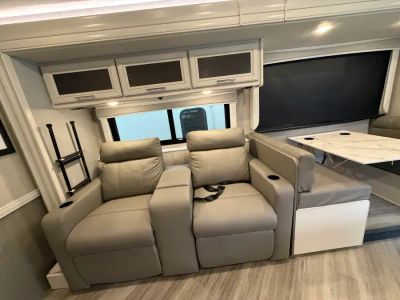 2023 Holiday Rambler INVICTA - Photo 11