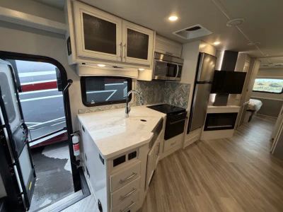 2023 Holiday Rambler INVICTA - Photo 6