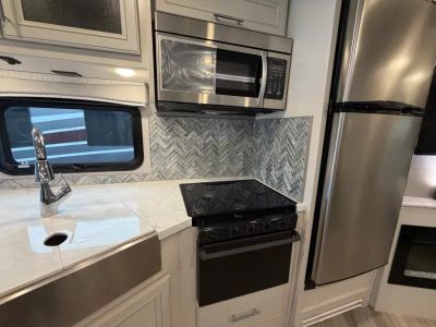 2023 Holiday Rambler INVICTA - Photo 8
