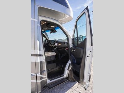 2022 Winnebago View - Photo 5