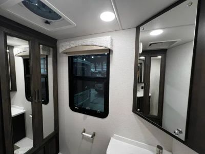 2026 Jayco SENECA PRESTIGE — photo 14 view
