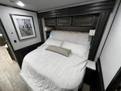 2026 Jayco SENECA PRESTIGE — photo 22 view