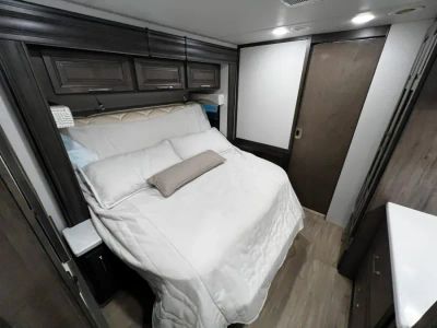 2026 Jayco SENECA PRESTIGE — photo 21 view