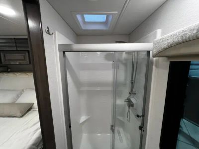 2026 Jayco SENECA PRESTIGE — photo 32 view
