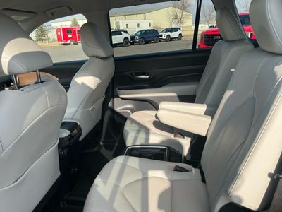 2024 Toyota Grand Highlander - Photo 16