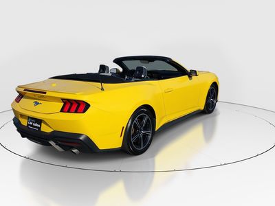 2024 Ford Mustang - Photo 7