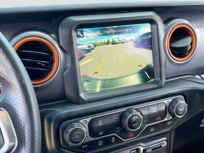 2023 Jeep Gladiator — photo 14 view