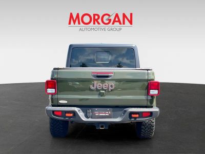 2023 Jeep Gladiator — engine compartment view