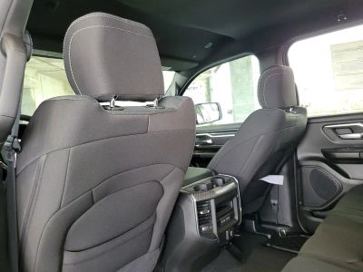 2026 Ram 1500 — photo 10 view