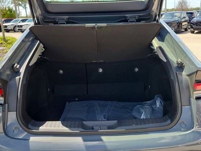 2024 Toyota Prius - Photo 12