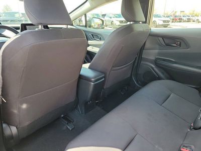 2024 Toyota Prius - Photo 13