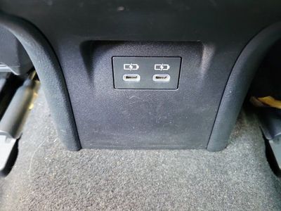 2024 Toyota Prius - Photo 16