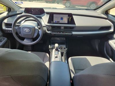 2024 Toyota Prius - Photo 17