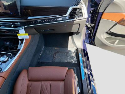 2026 BMW X5 — photo 18 view