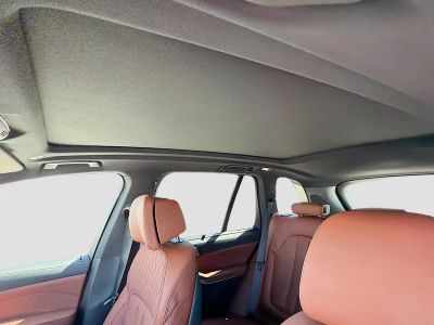 2026 BMW X5 — photo 27 view