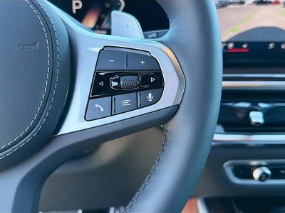 2026 BMW X5 — photo 39 view