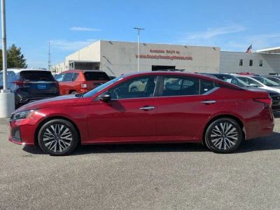 2024 Nissan Altima - Photo 2