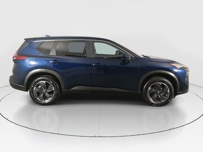 2024 Nissan Rogue — photo 8 view