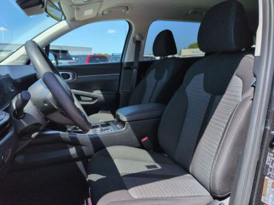2025 Kia Sorento - Photo 12