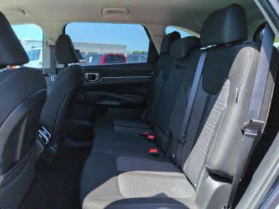 2025 Kia Sorento - Photo 20