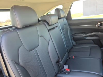 2021 Kia Sorento — photo 14 view