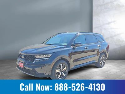 2021 Kia Sorento — front three-quarter view