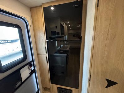 2026 Winnebago Thrive - Photo 46