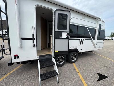 2026 Winnebago Thrive - Photo 8